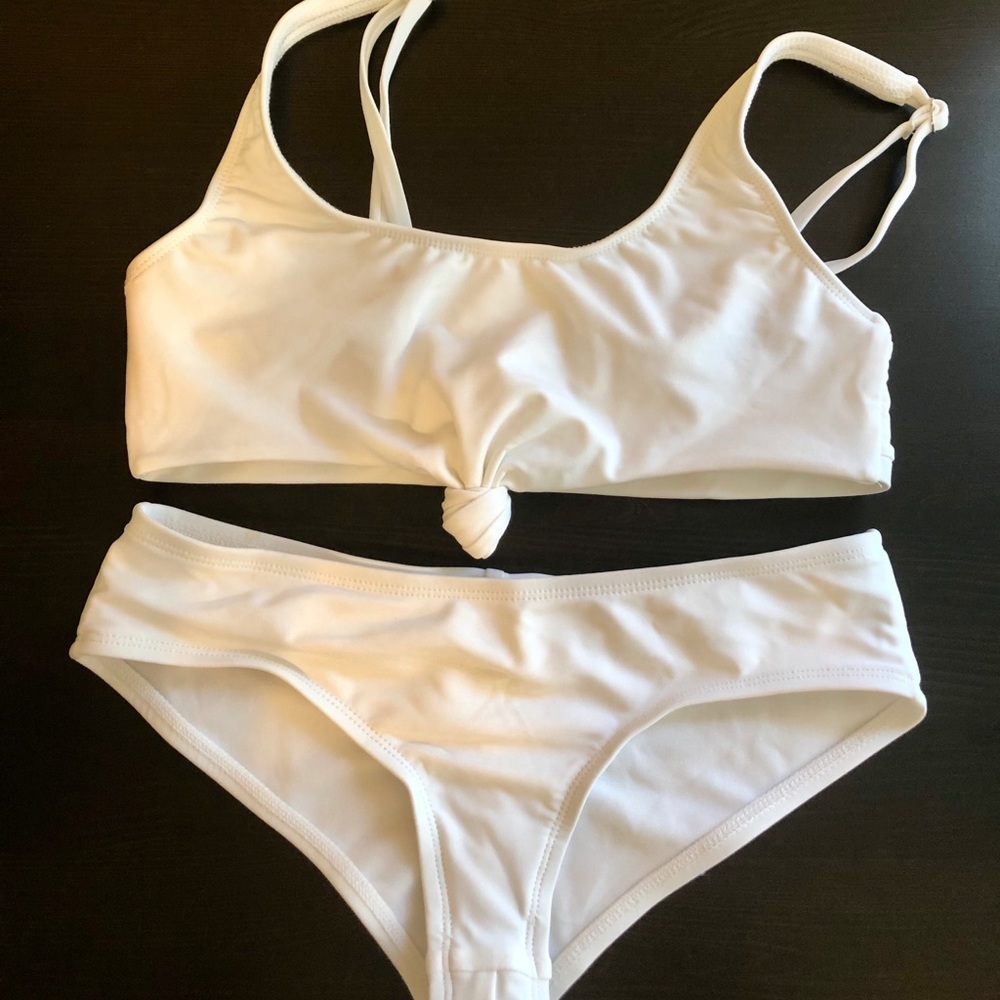 Dippin’ Daisy’s White Bikini